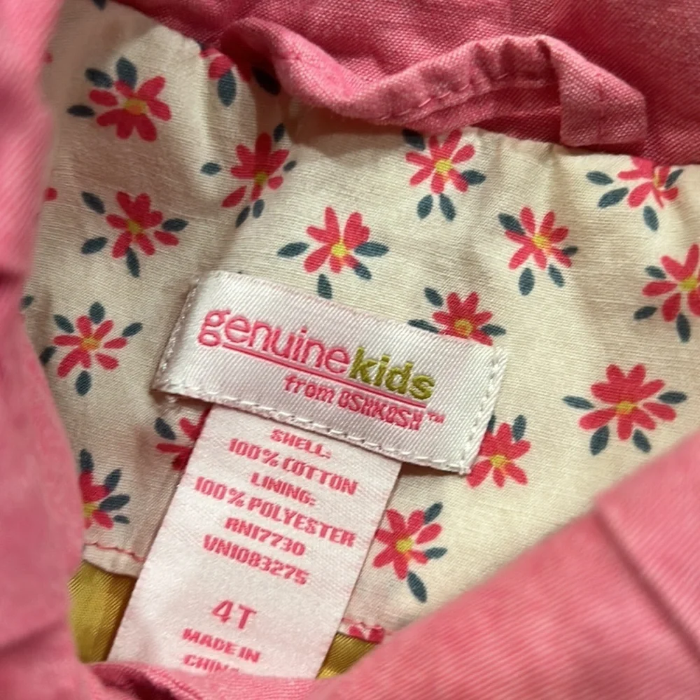 Oshkosh 4 t girl jacket good condition